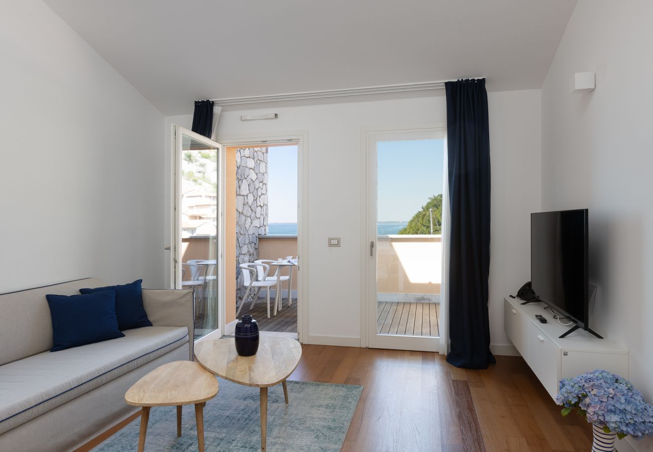 Апартаменты на Duino-Aurisina - Mediterranean view - Portopiccolo Apartments